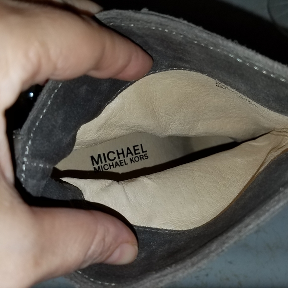 Michael Kors Boots - Picture 2 of 5